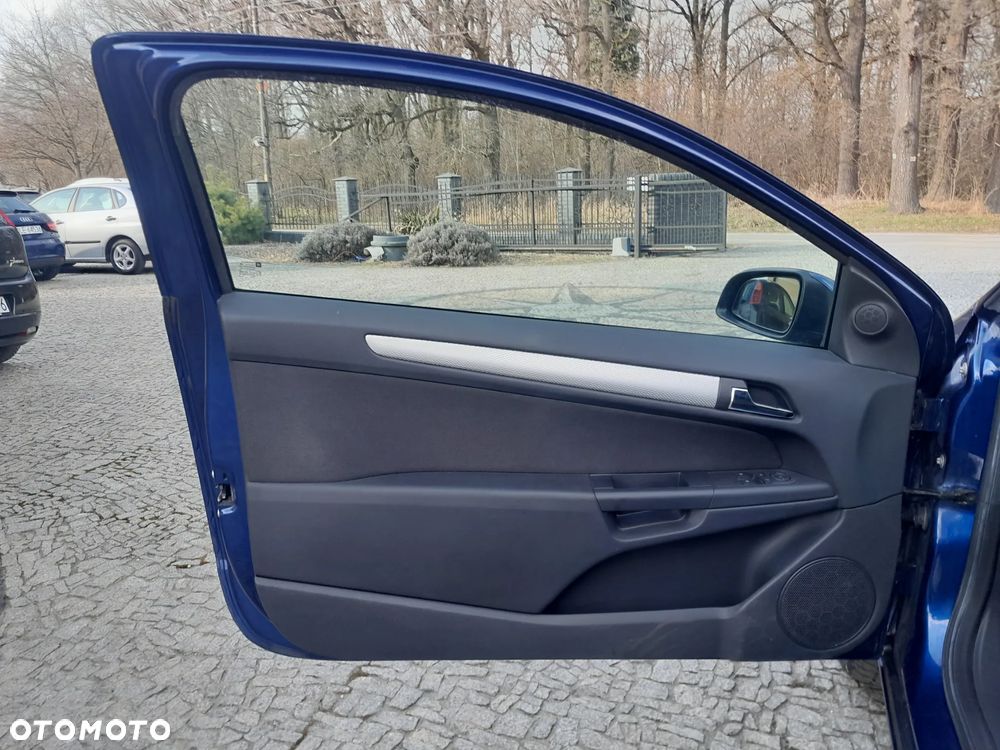 Opel Astra 2.0 Turbo Sport - 20