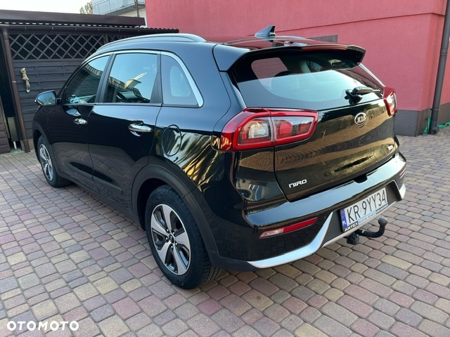 Kia Niro 1.6 GDI Hybrid L Business Line - 8
