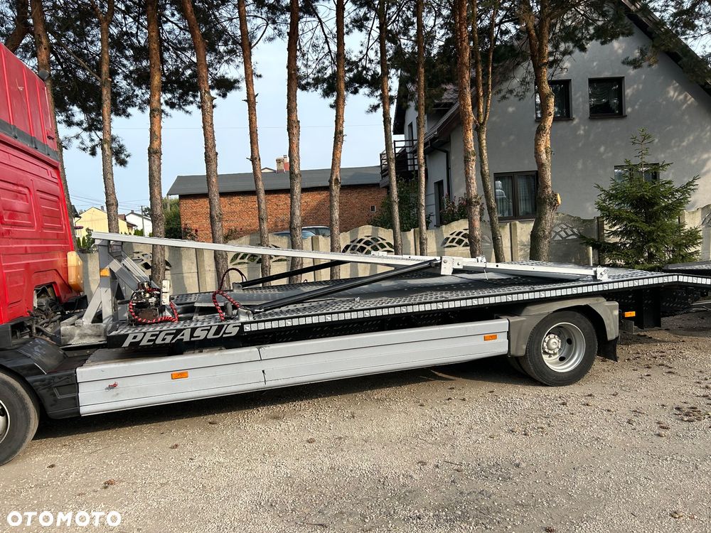 Mercedes-Benz 817 - 3