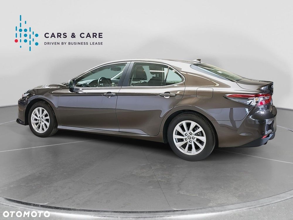 Toyota Camry 2.5 Hybrid Comfort CVT - 26