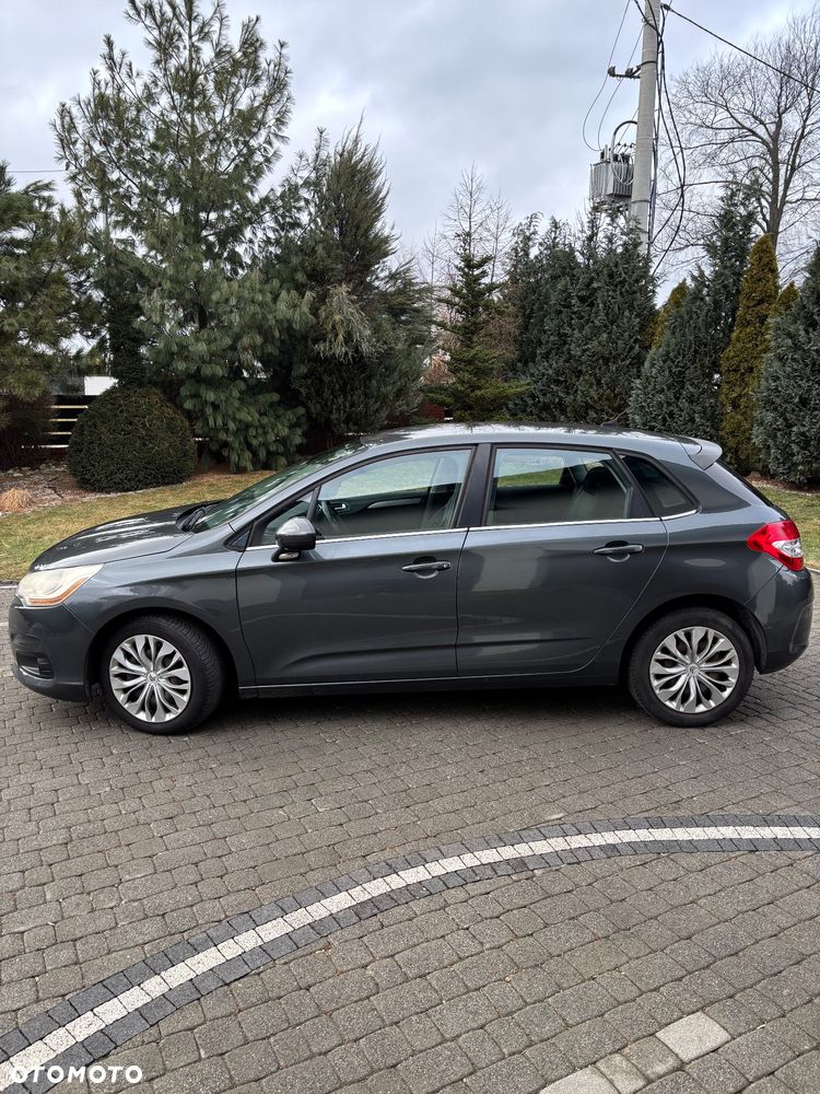 Citroën C4 e-HDi 115 ETG6 Selection - 4