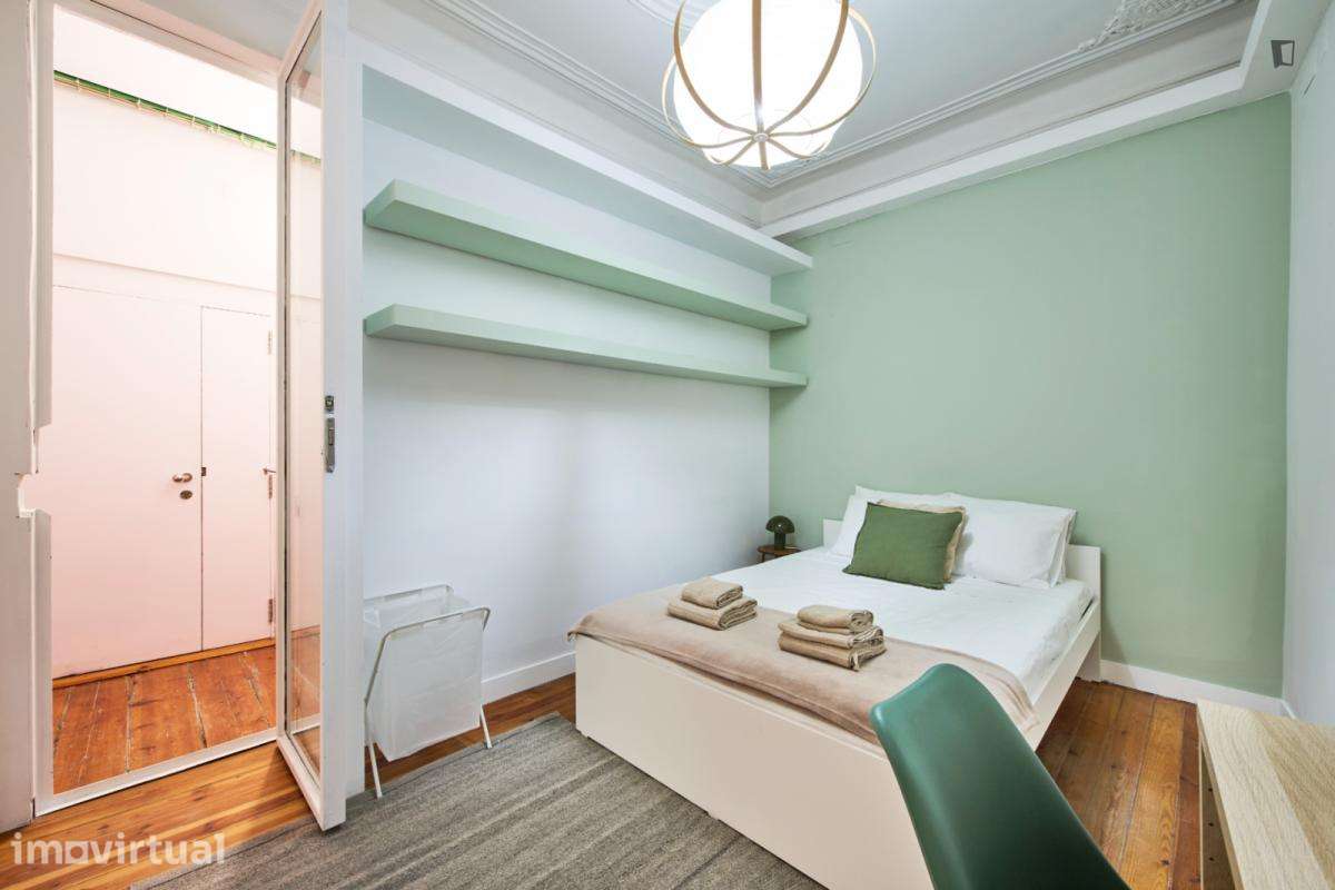 Quarto - localizado em Santos Lisbon - Grande imagem: 4/40