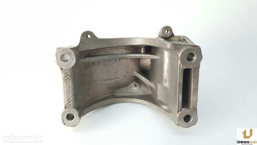 APOIO DO MOTOR VOLKSWAGEN TOUAREG (7LA) TDI V10 - 2