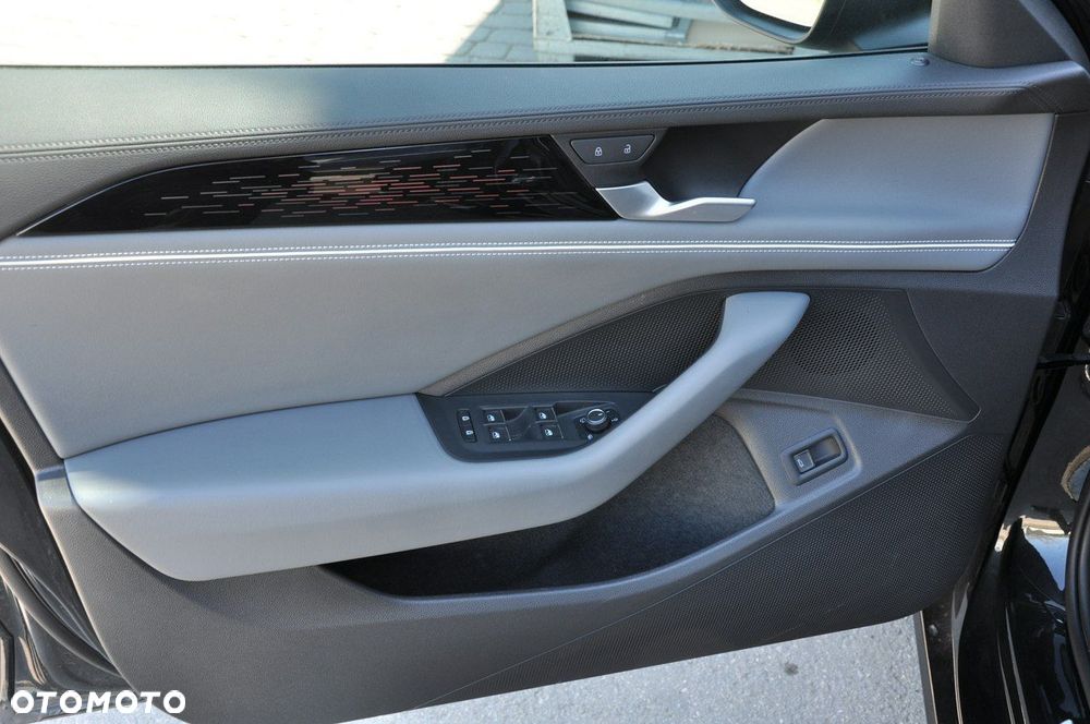 Volkswagen Passat Variant 1.5 TSI ACT mHEV Elegance DSG - 10