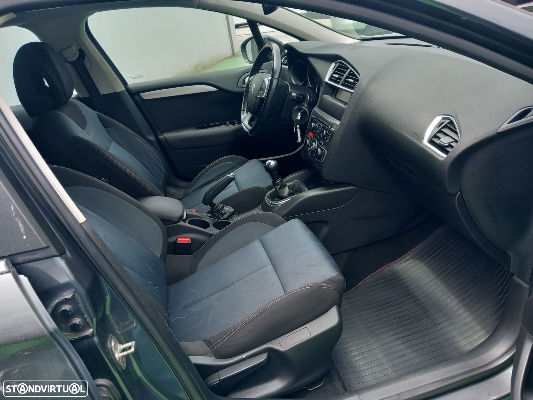 Citroën C4 1.6 e-HDi Exclusive - 11
