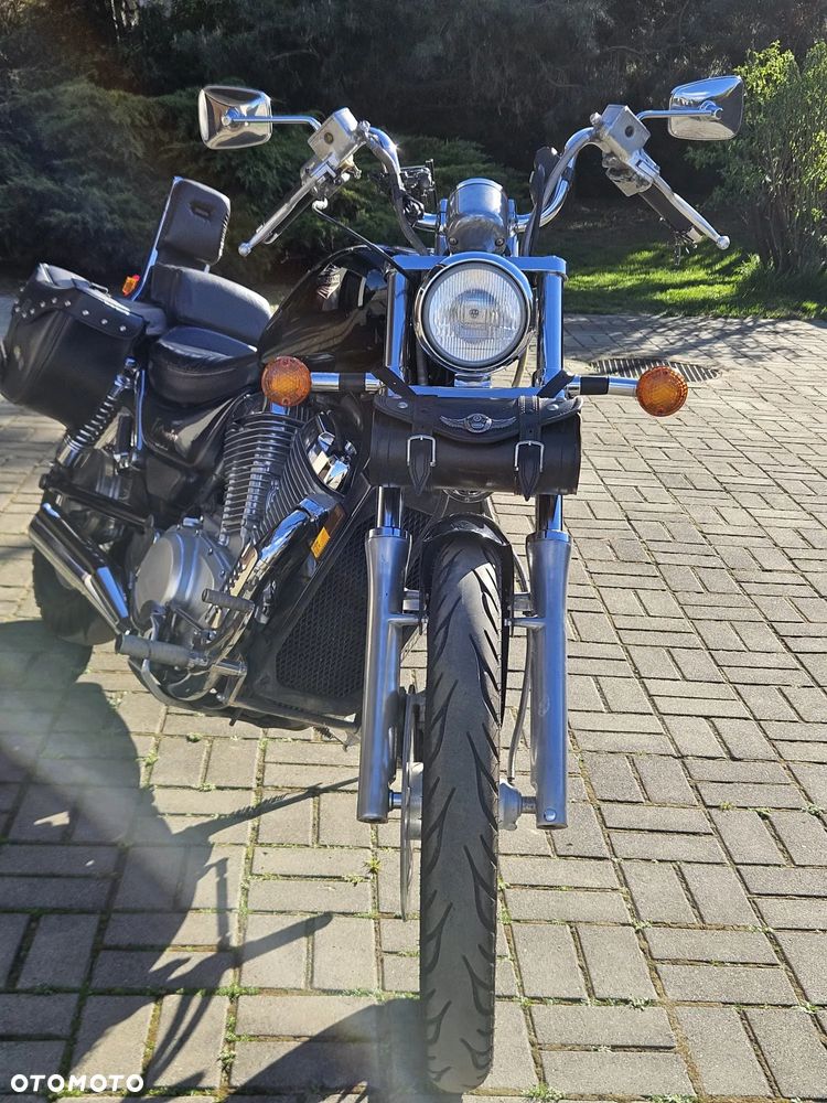 Suzuki Intruder - 5