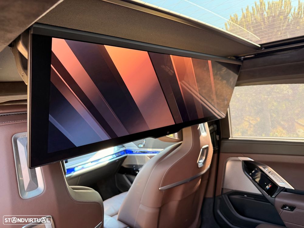 BMW 760 M760e xDrive - 16