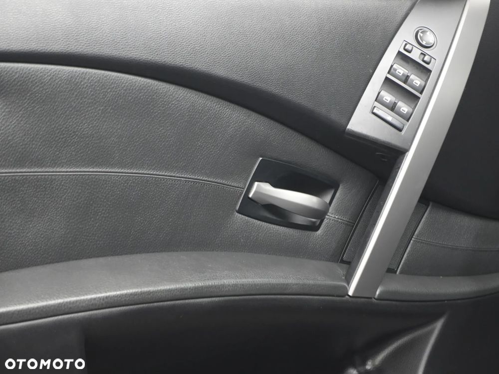 BMW Seria 5 - 17