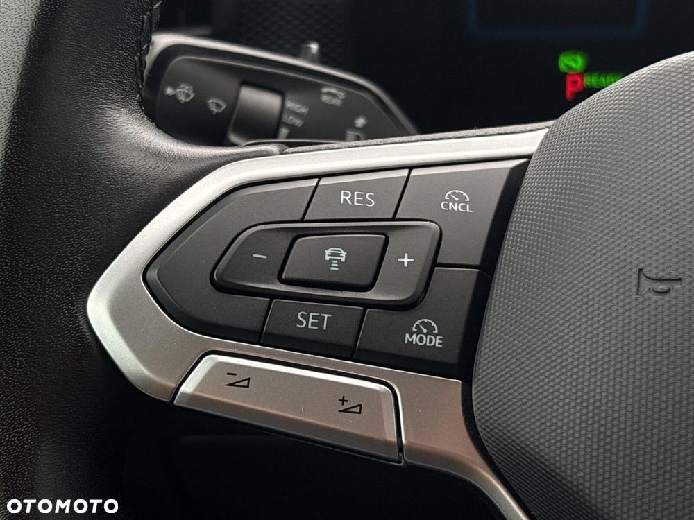 Volkswagen Passat Variant 1.5 TSI ACT mHEV DSG - 19