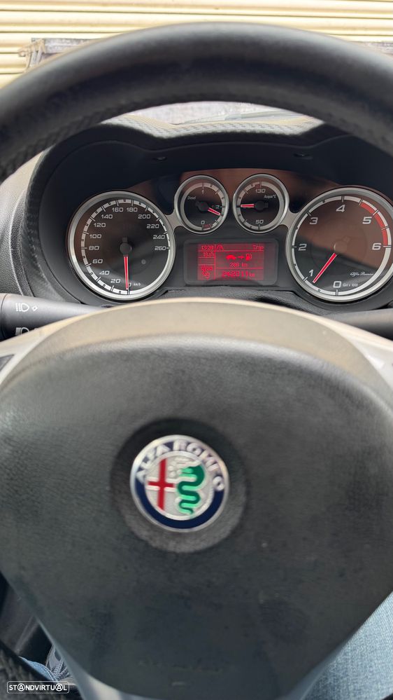 Alfa Romeo MiTo 1.6 JTD Distinctive - 31