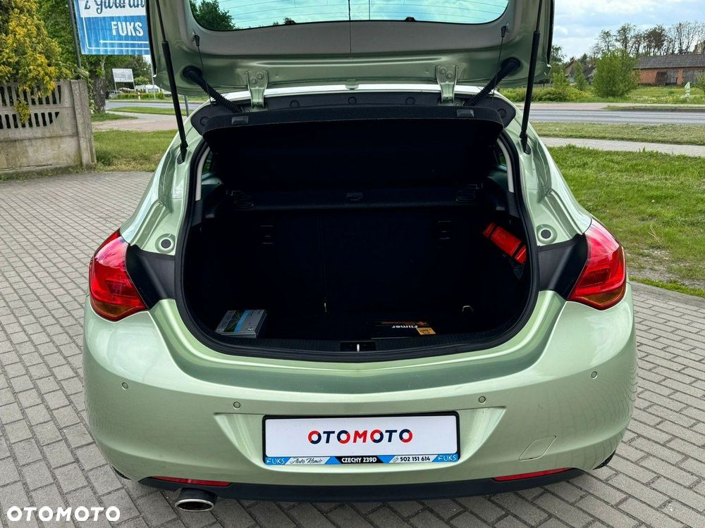 Opel Astra 1.4 T Enjoy - 26