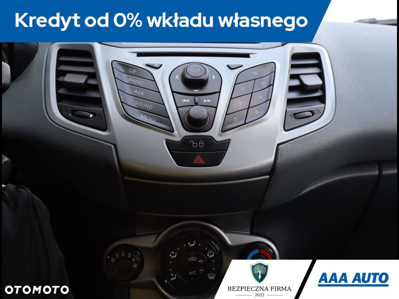 Ford Fiesta - 13