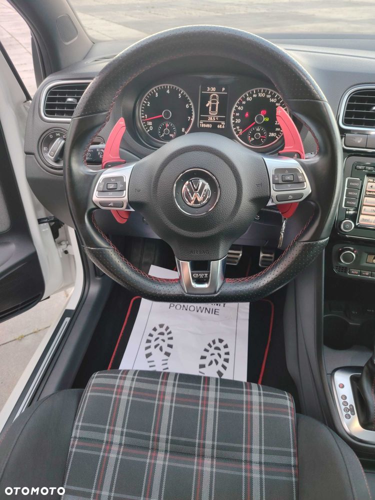 Volkswagen Polo - 8