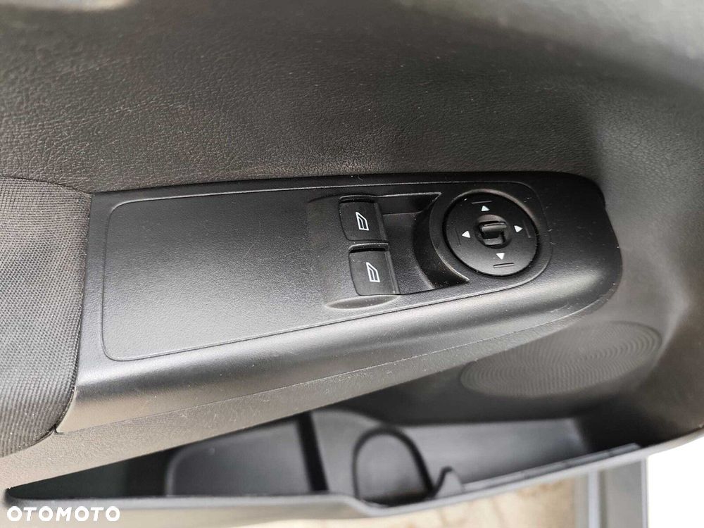 Ford transit-courier Transit Courier 1.5 TDCi 75KM Trend - 11