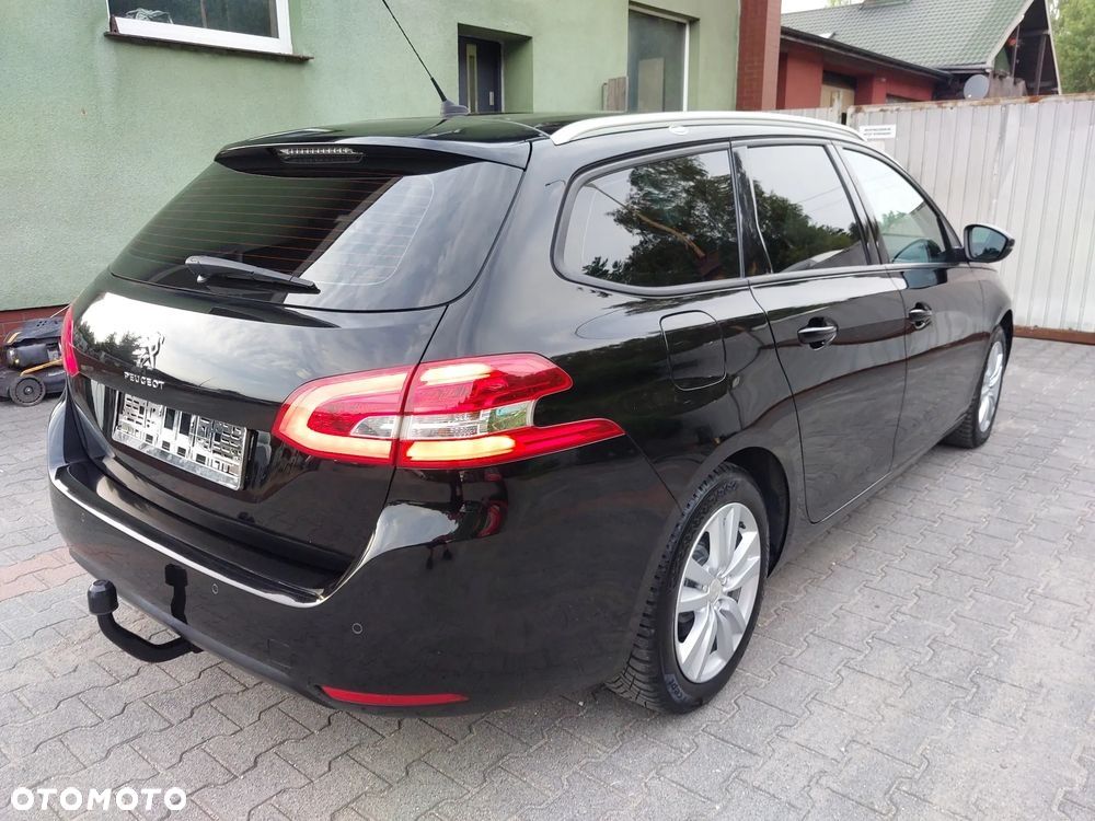 Peugeot 308 2019 photo 4