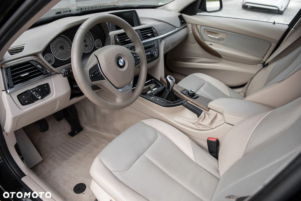 BMW Seria 3 320d Blue Performance Modern Line - 15