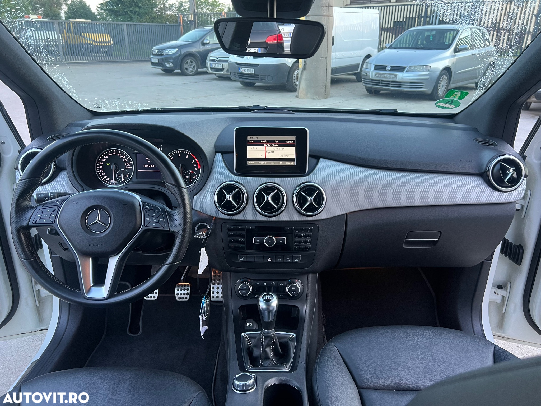 Mercedes-Benz B 200 BlueEFFICIENCY - 7
