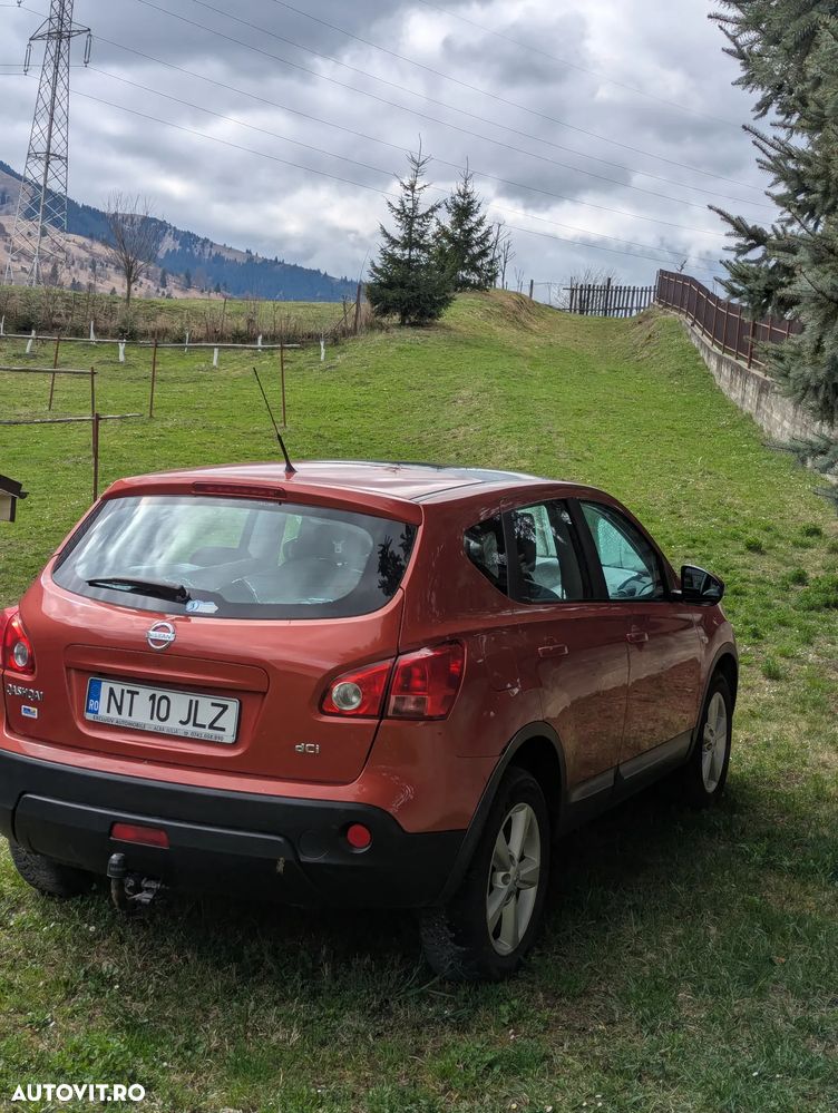 Nissan Qashqai 2.0 DCI 4 x 4 DPF tekna - 16