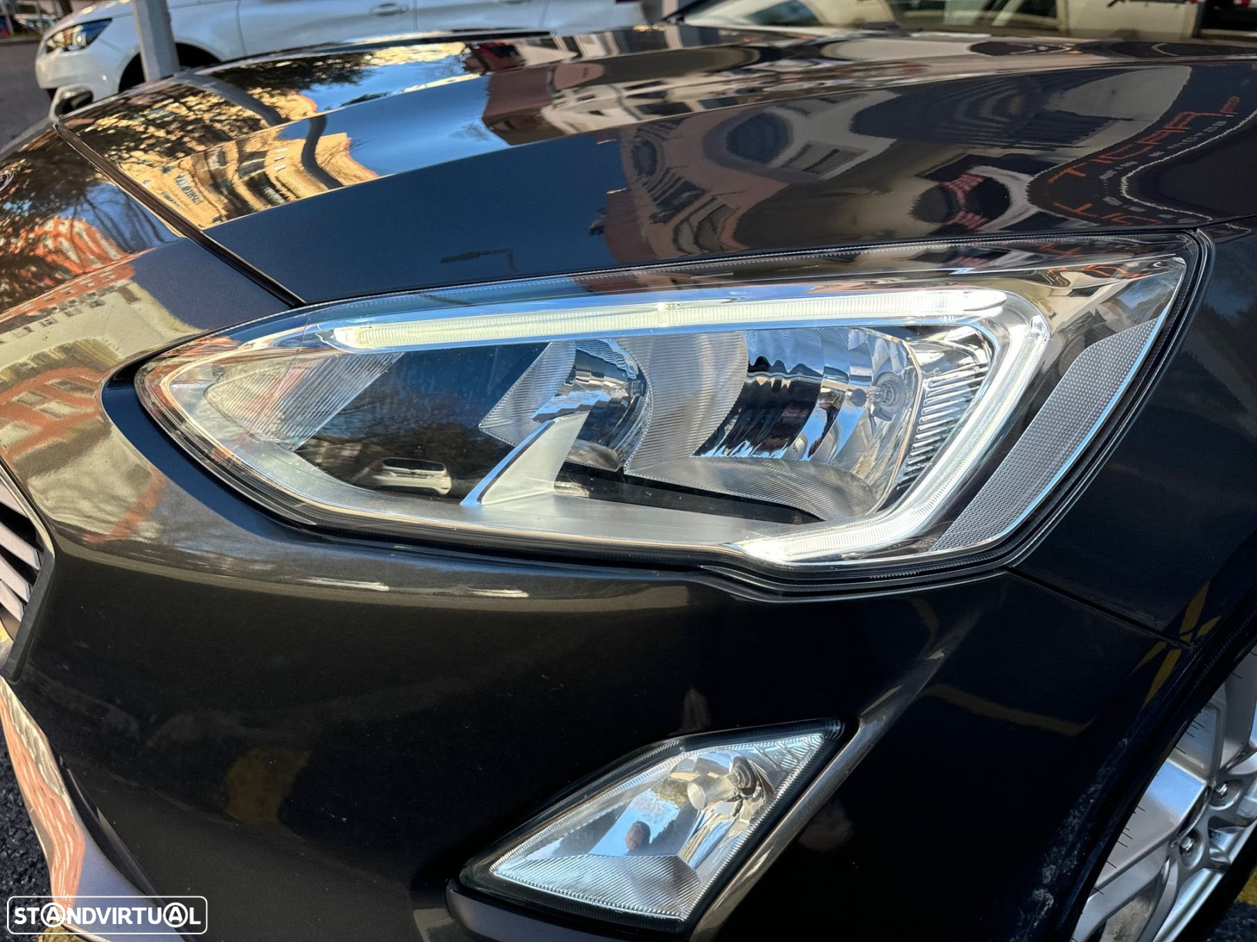 Ford Focus SW 1.0 EcoBoost Business - 44