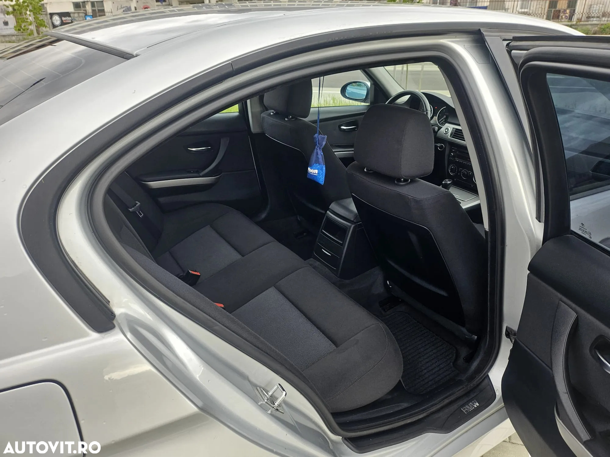 BMW Seria 3 318d - 20