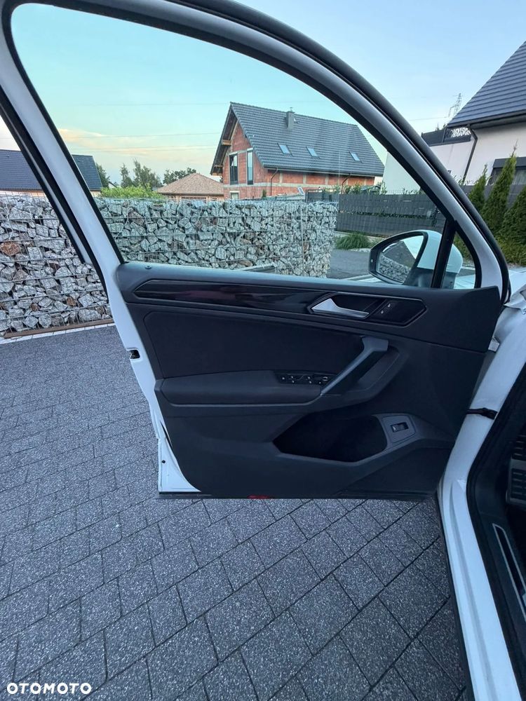 Volkswagen Tiguan 2.0 TSI 4Mot Sport&Style DSG - 21