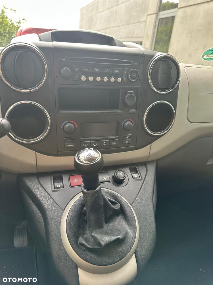 Peugeot Partner - 8