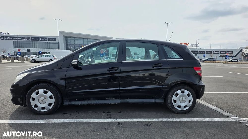 Mercedes-Benz B 180 - 7