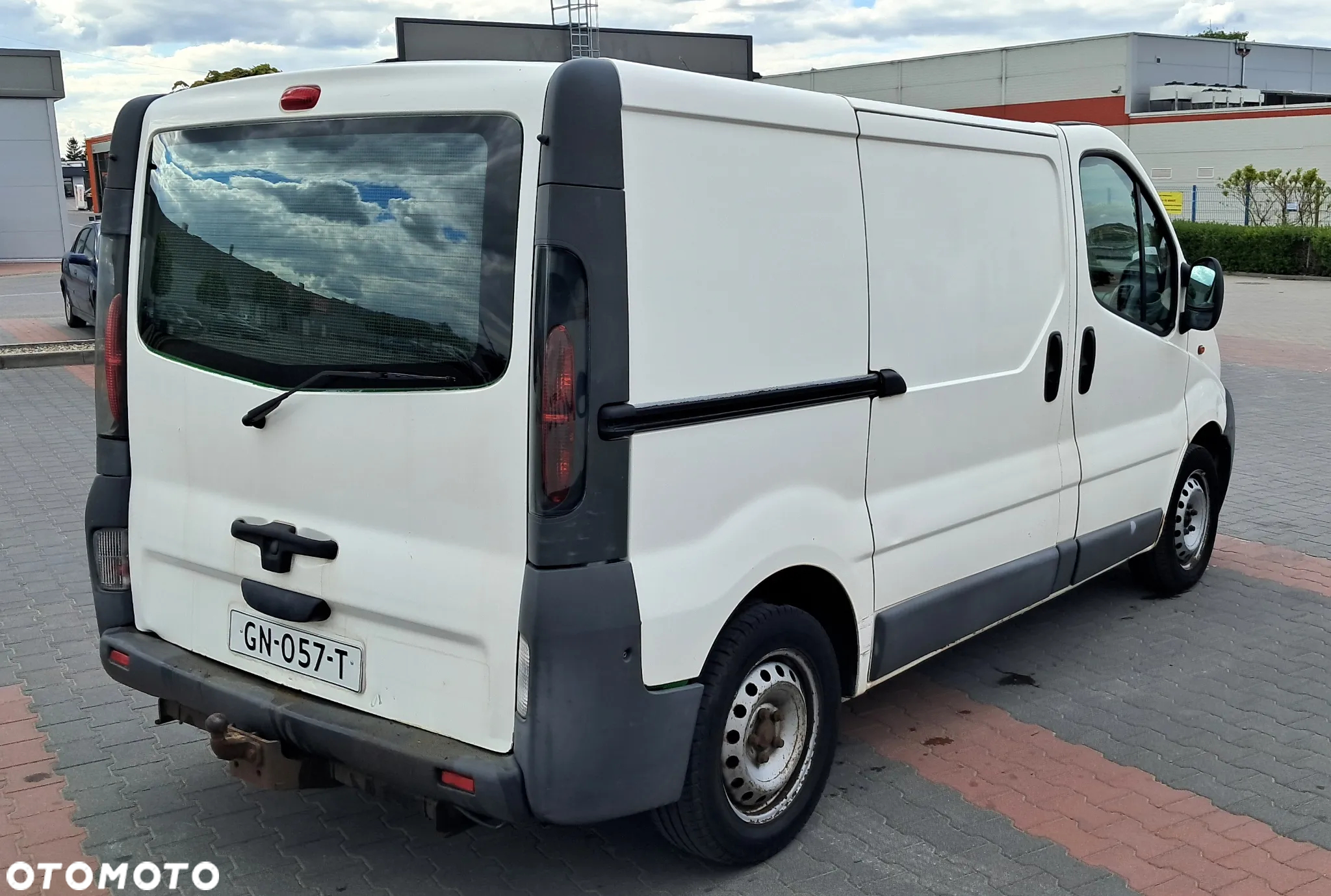 Renault TRAFIC - 4