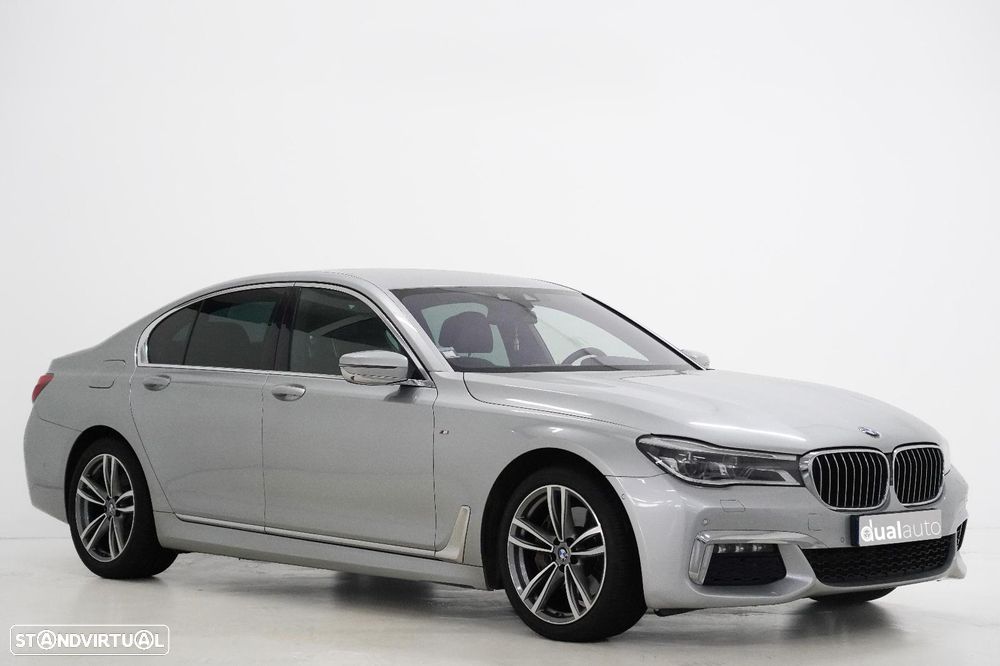 BMW 730 d Pack M - 1