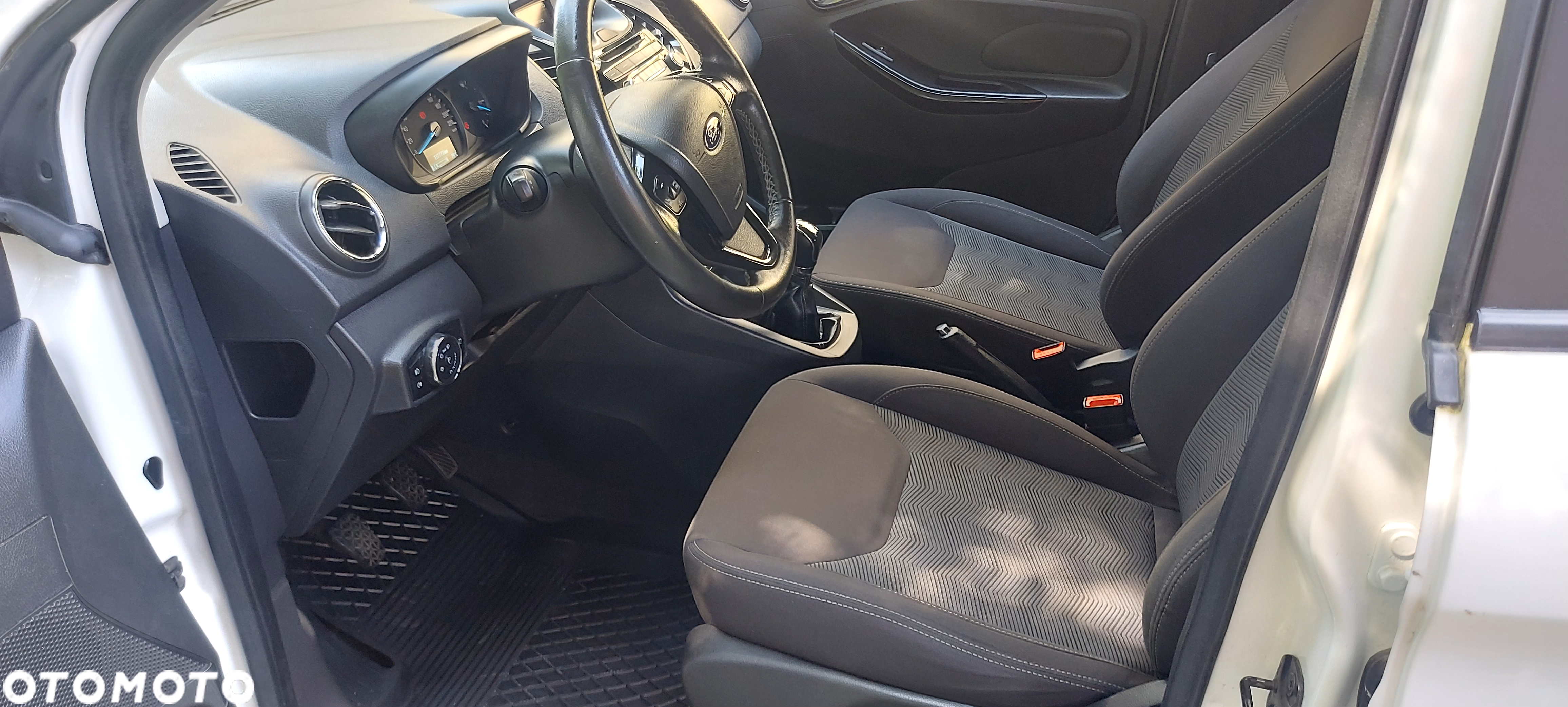 Ford Ka+ 1.2 Ti-VCT Black Edition - 12