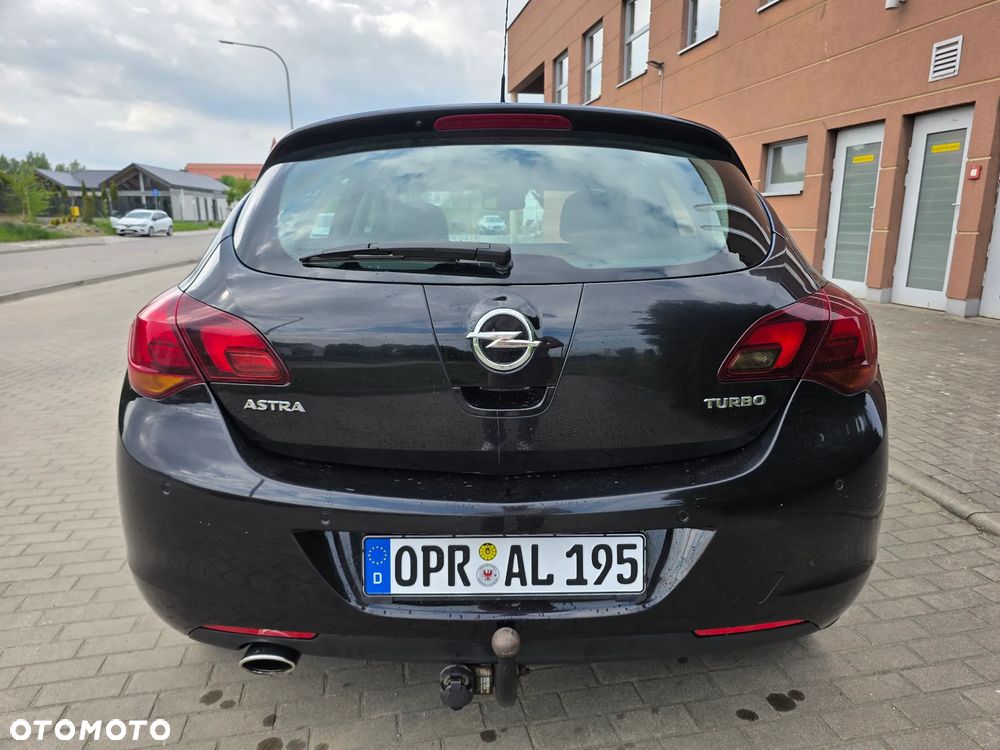 Opel Astra 1.4 Turbo Cosmo - 12