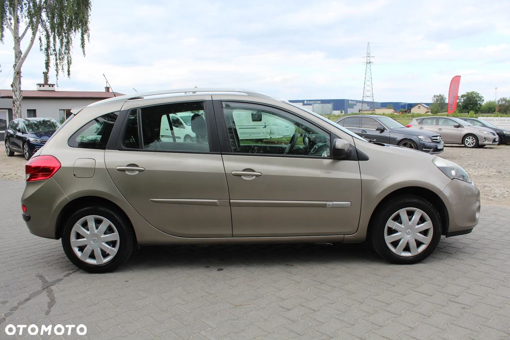 Renault Clio 1.2 16V TCE Alize - 8