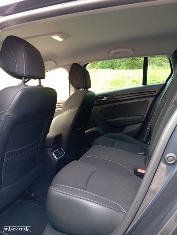 Renault Mégane Sport Tourer 1.5 dCi Limited - 12