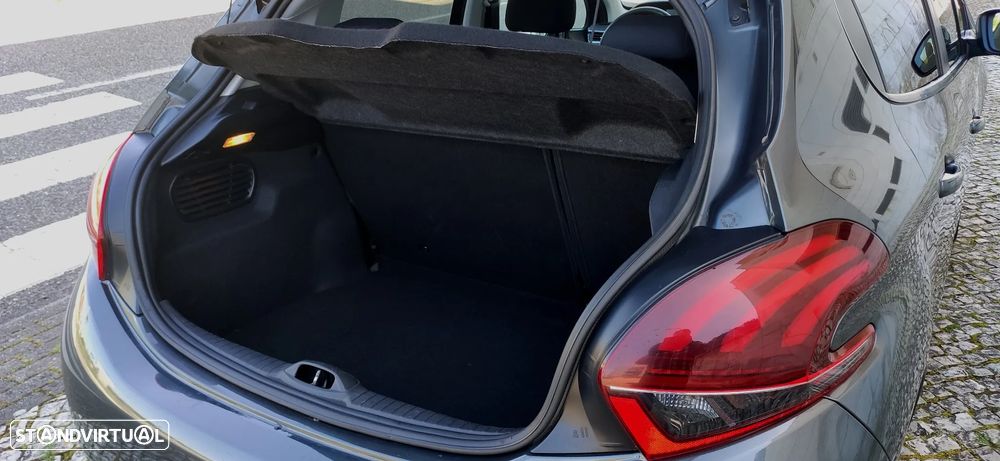 Peugeot 208 1.6 BlueHDi Style - 8