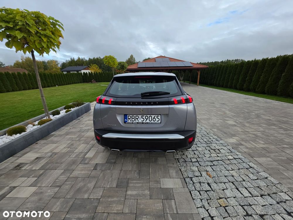 Peugeot 2008 1.2 Pure Tech Allure S&S - 20