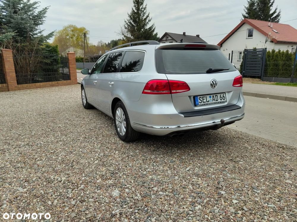 Volkswagen Passat - 18