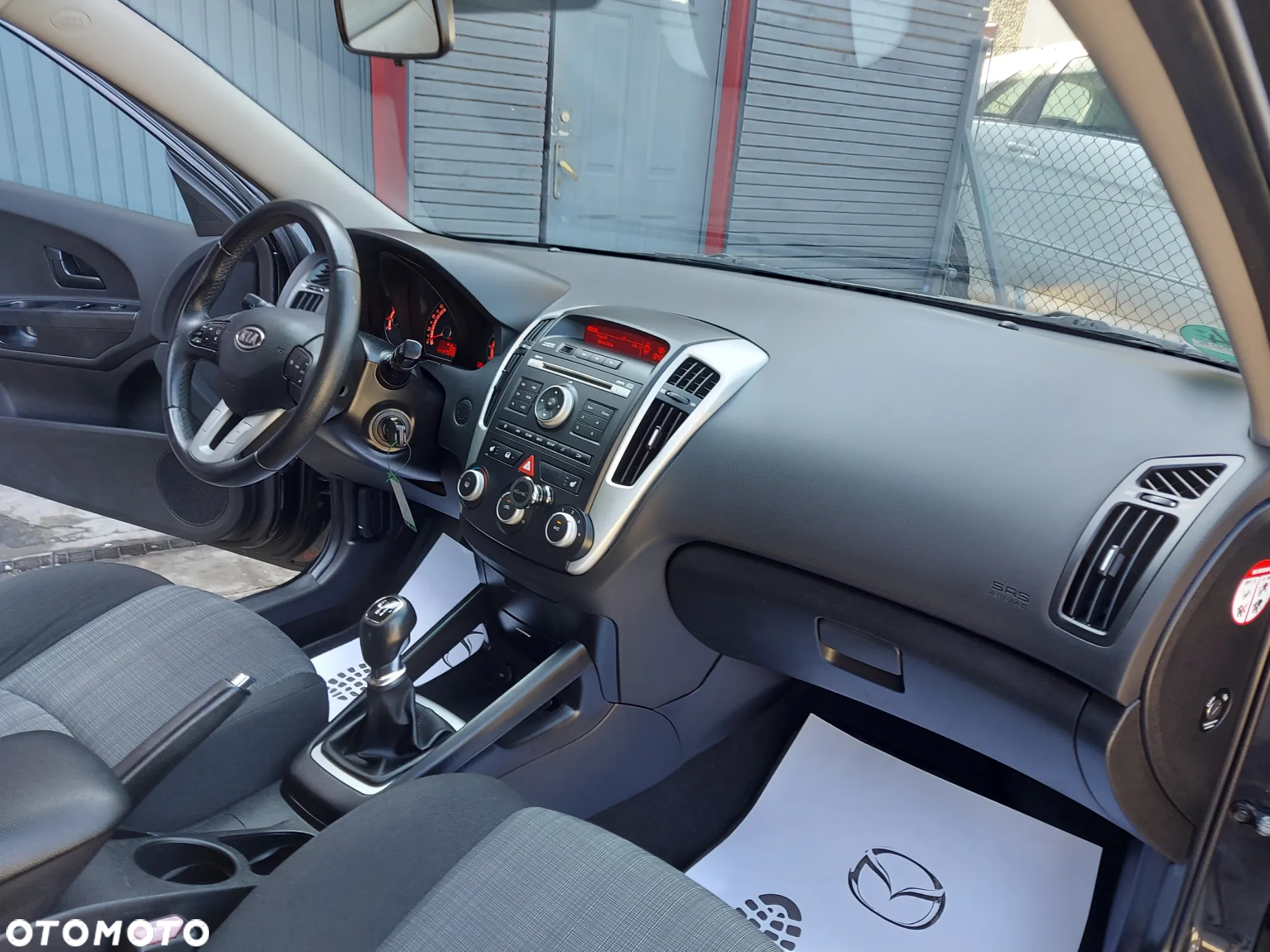 Kia Ceed 1.6 CVVT SW ISG Vision - 19