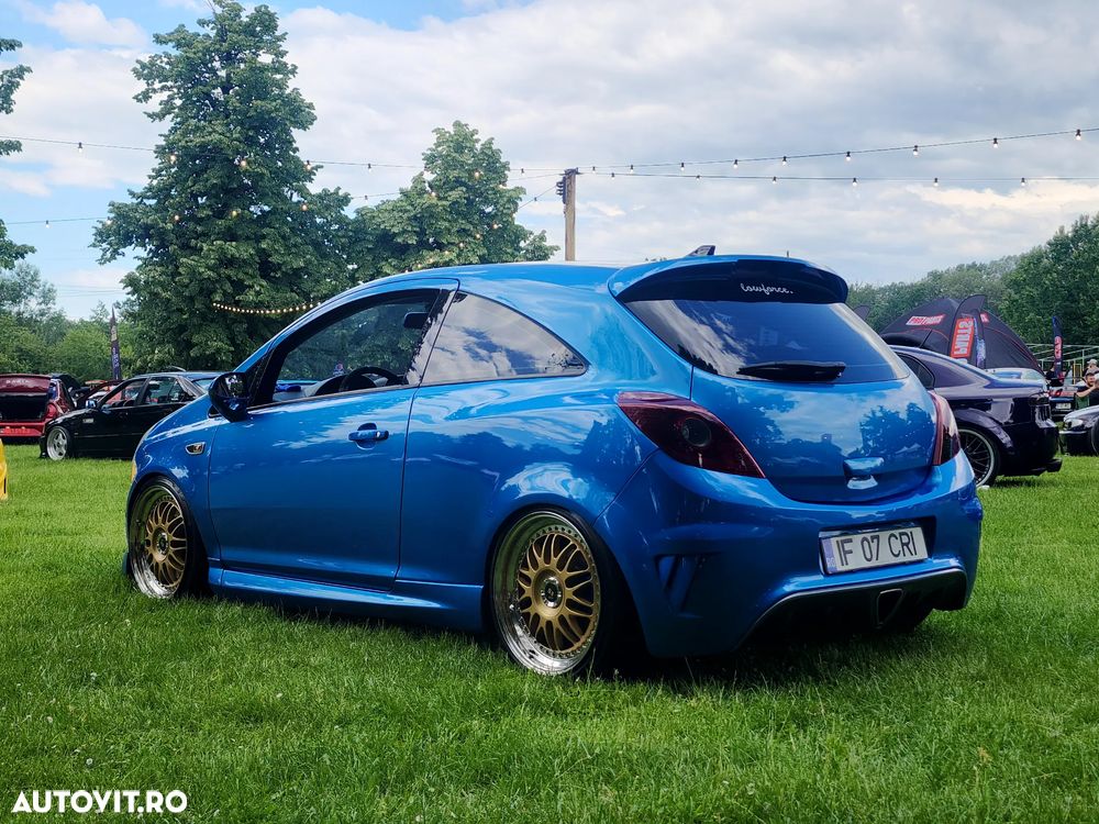 Opel Corsa 1.6 OPC - 16