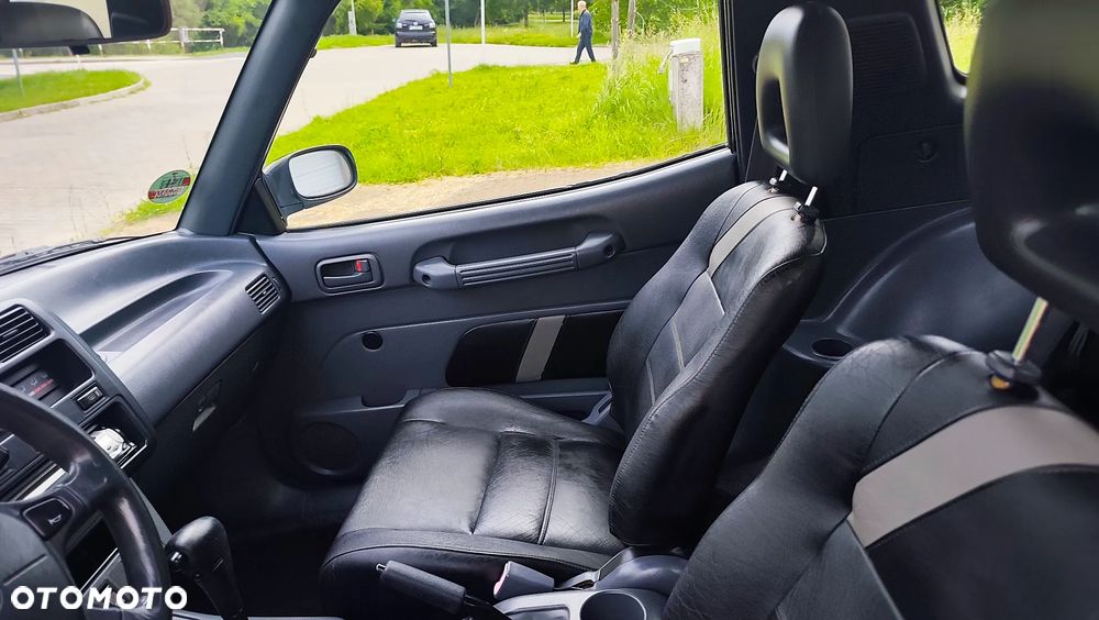 Toyota RAV4 2.0 GLi - 14