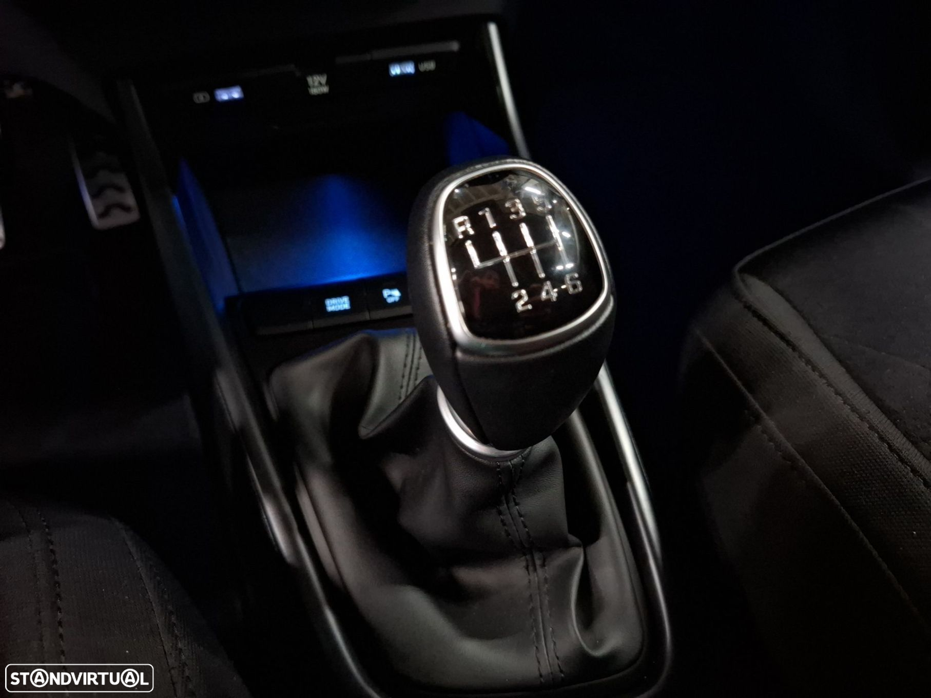 Hyundai Bayon 1.0 T-GDI Premium - 17