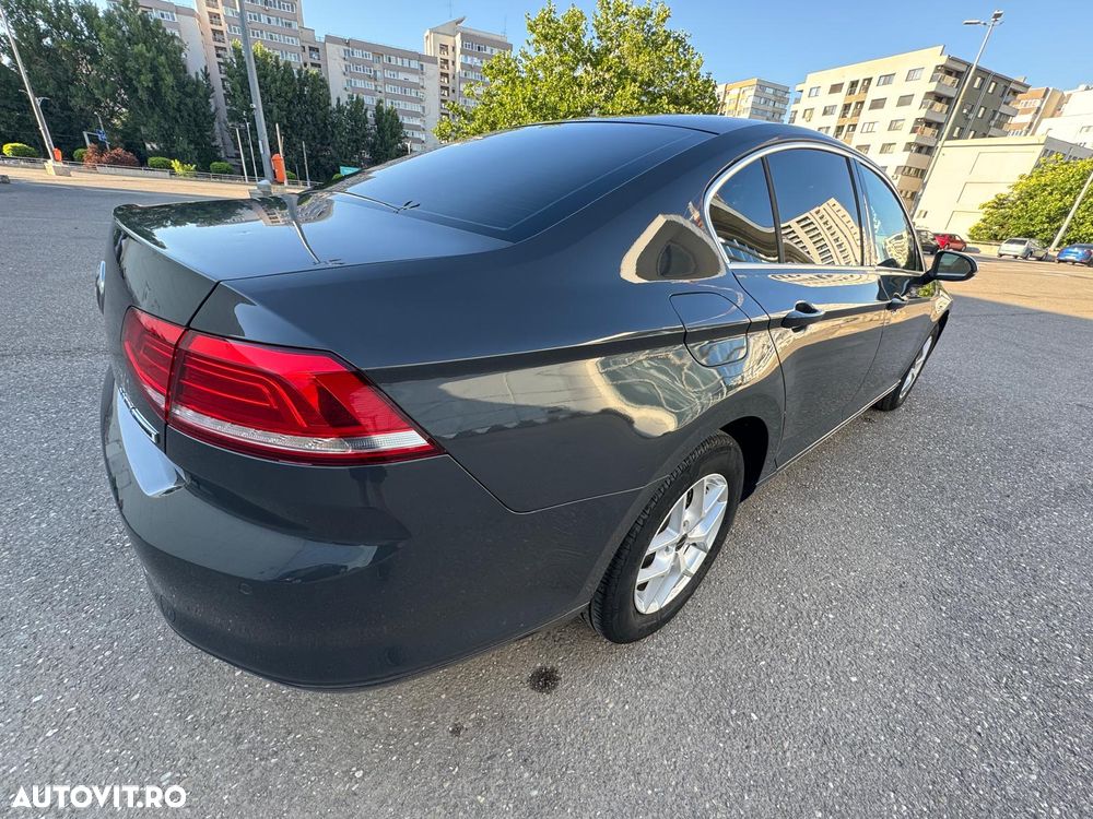 Volkswagen Passat 2.0 TDI Comfortline - 7
