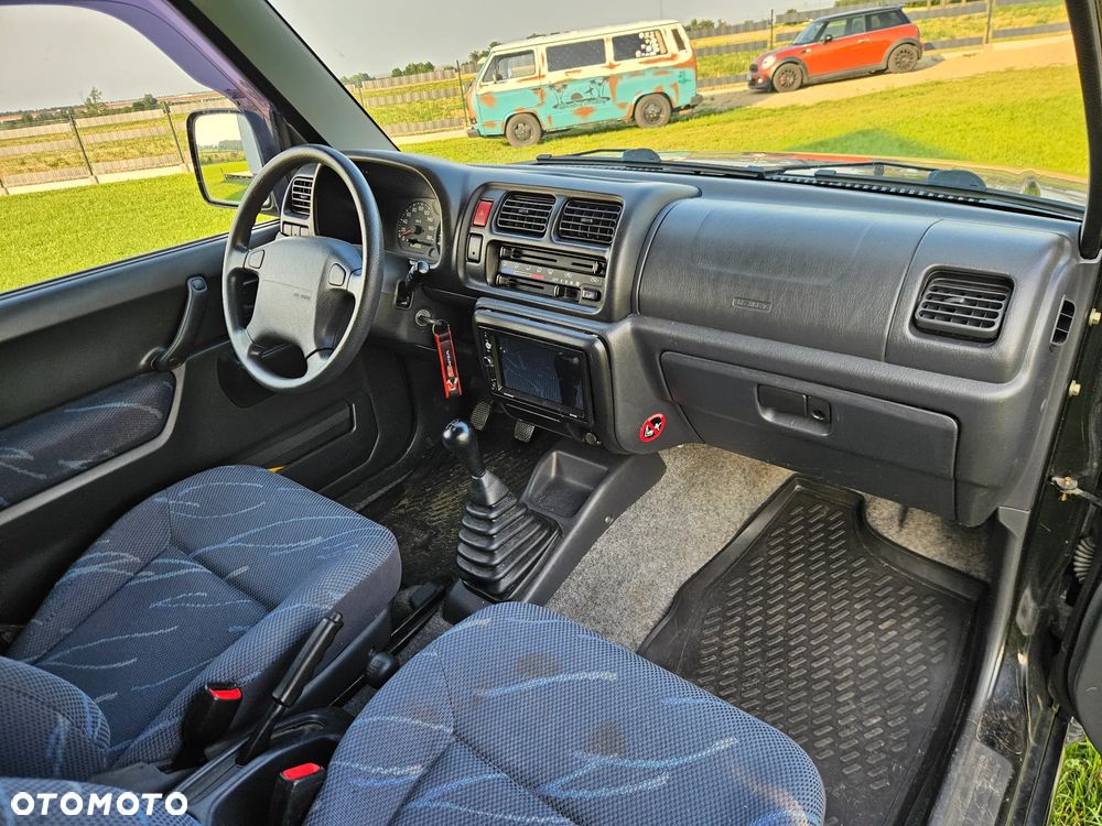 Suzuki Jimny 1.3 - 5