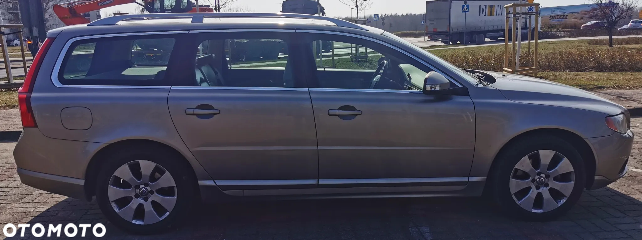 Volvo V70 2.4D Summum - 7