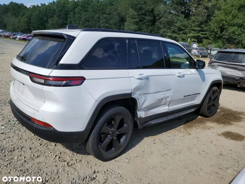 Jeep Grand Cherokee - 4