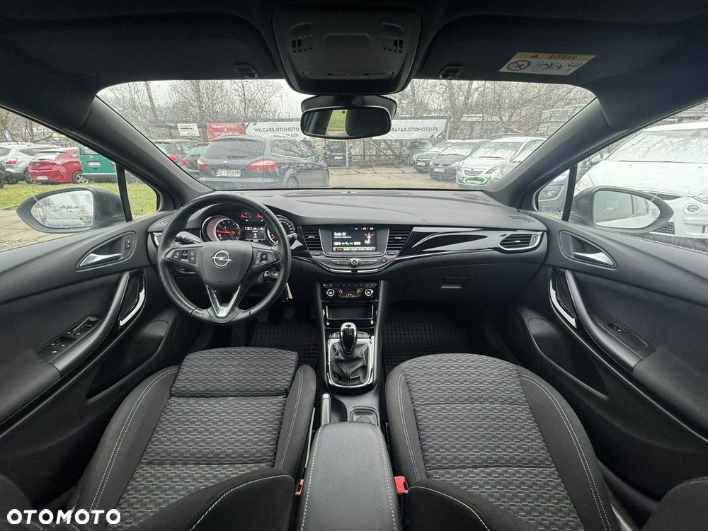 Opel Astra 1.4 T Dynamic S&S - 13