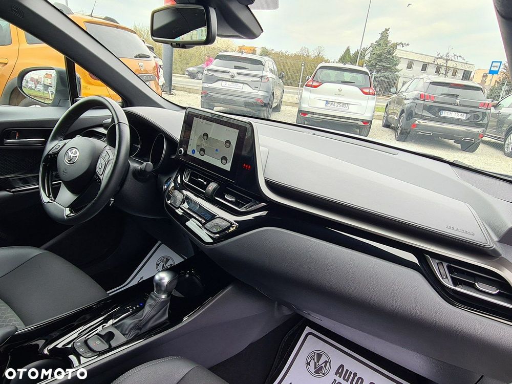 Toyota C-HR 2.0 Hybrid Executive - 31