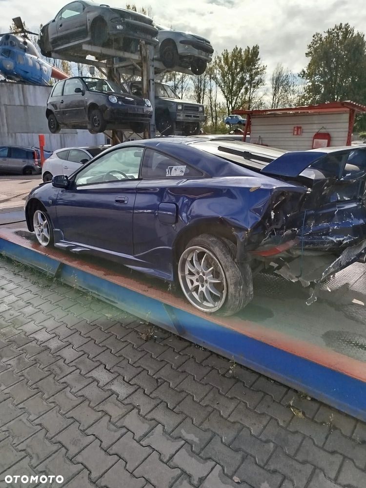Toyota Celica na części - 4