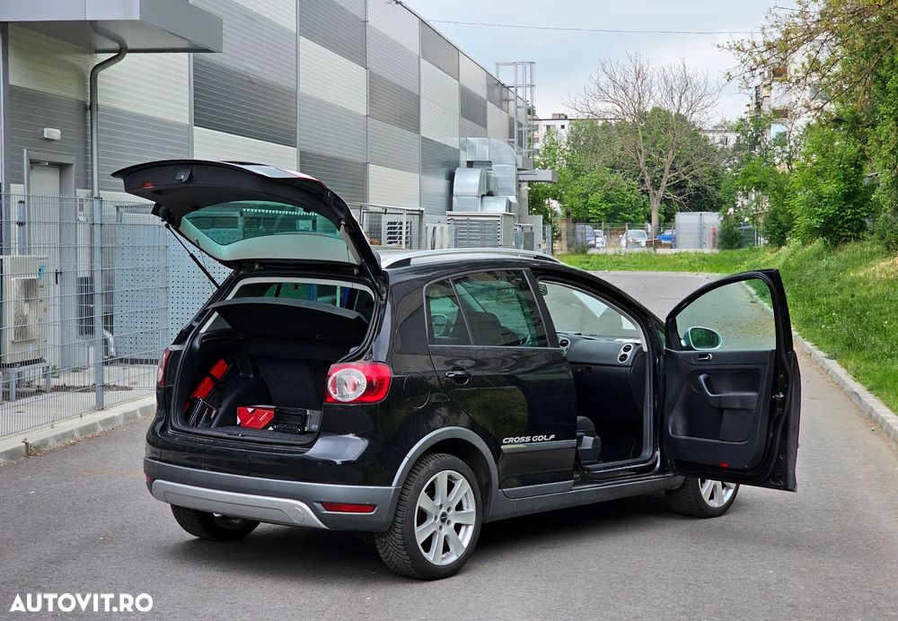 Volkswagen Golf - 3