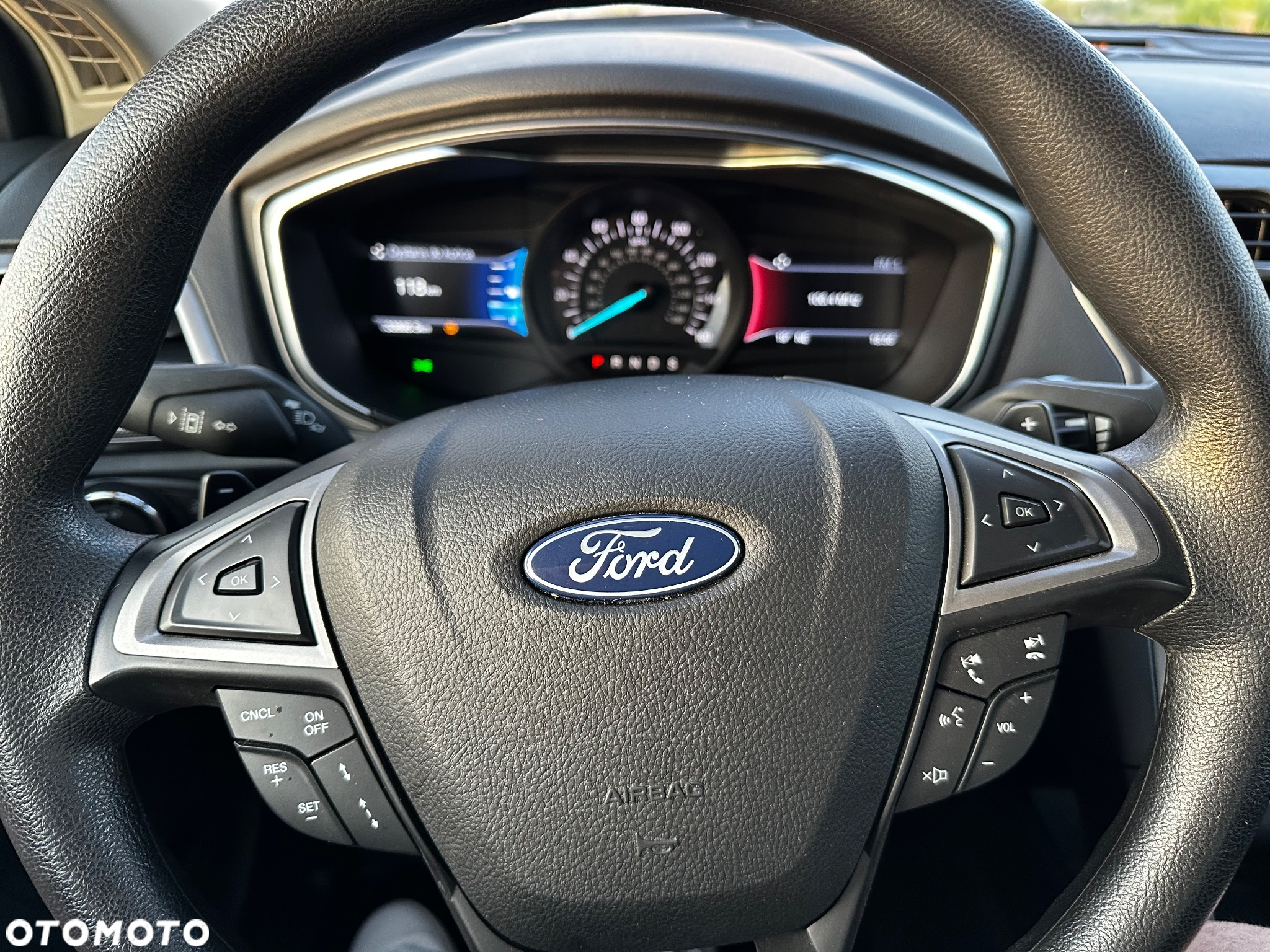 Ford Fusion 2.0 EcoBoost Titanium - 11