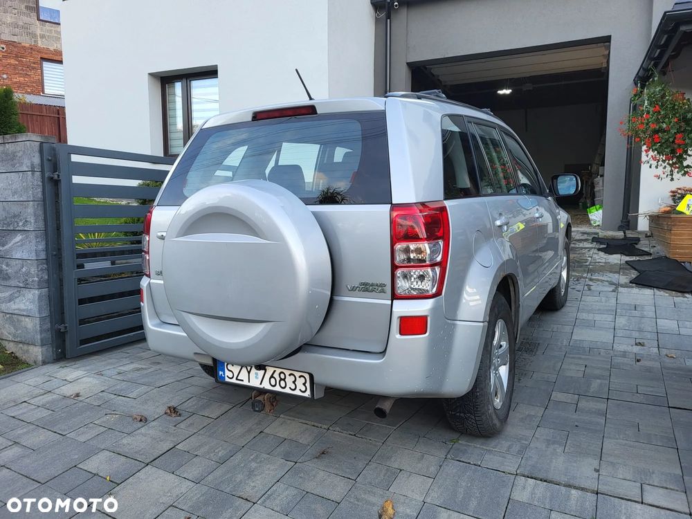 Suzuki Grand Vitara 1.9 DDiS - 2